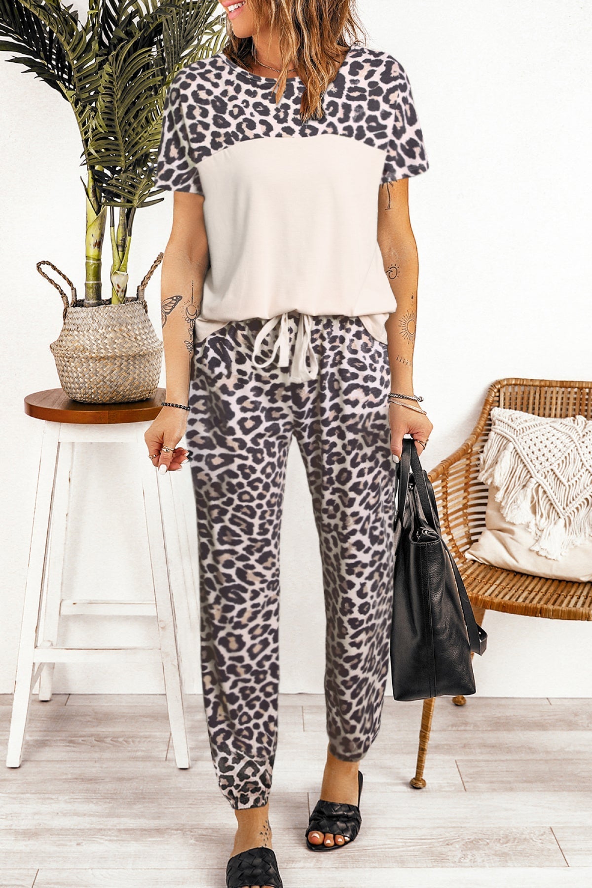 Leopard Splicing Short Sleeve Two Pieces Loungewear With Back Hollow-Out